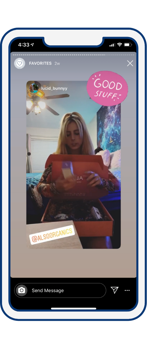 Instagram story from @lucid_bunnyy unboxing Also Organics influencer kit