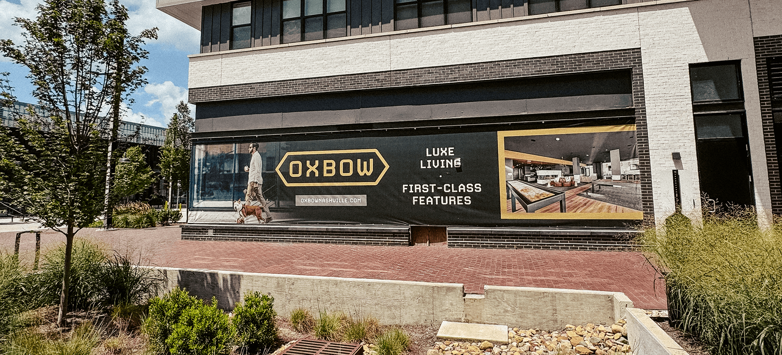 Oxbow Building Wrap Oxbow Apartments Nashville TN Building wrap design showing apartment branding